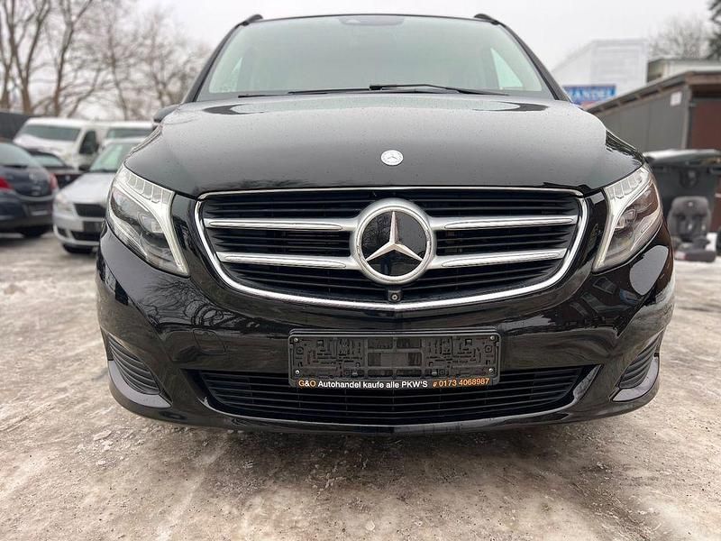 Gebraucht Mercedes V250 190 PS (139 kW) 2015 Schwarz Van / Kleinbus
