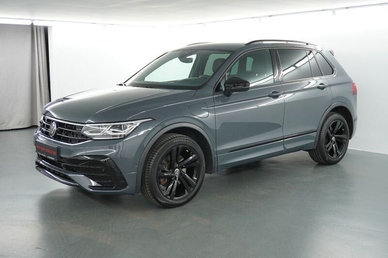 Delfingrau metallic Gebraucht 2022 VW Tiguan R-line SUV | 31.500 € (Guter Preis) - Bild 1/4