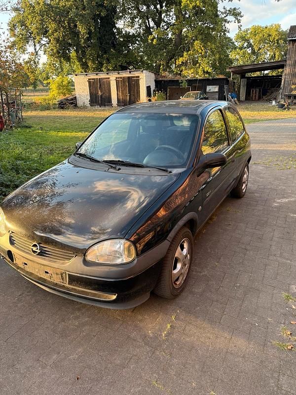 Gebraucht 2000 Opel Corsa Kleinwagen | 350 € (Guter Preis) - Bild 1/4