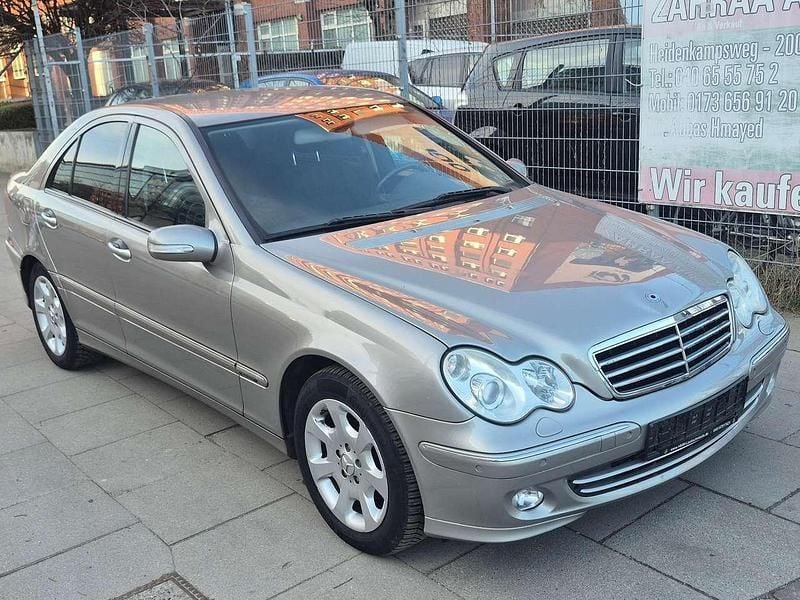 Gebraucht Mercedes C200 163 PS (119 kW) 2005 Cubanitsilber  metallic Limousine