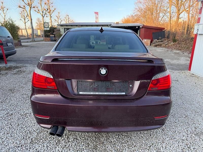Gebraucht BMW 530 Performance 272 PS (200 kW) 2008 Rot Limousine
