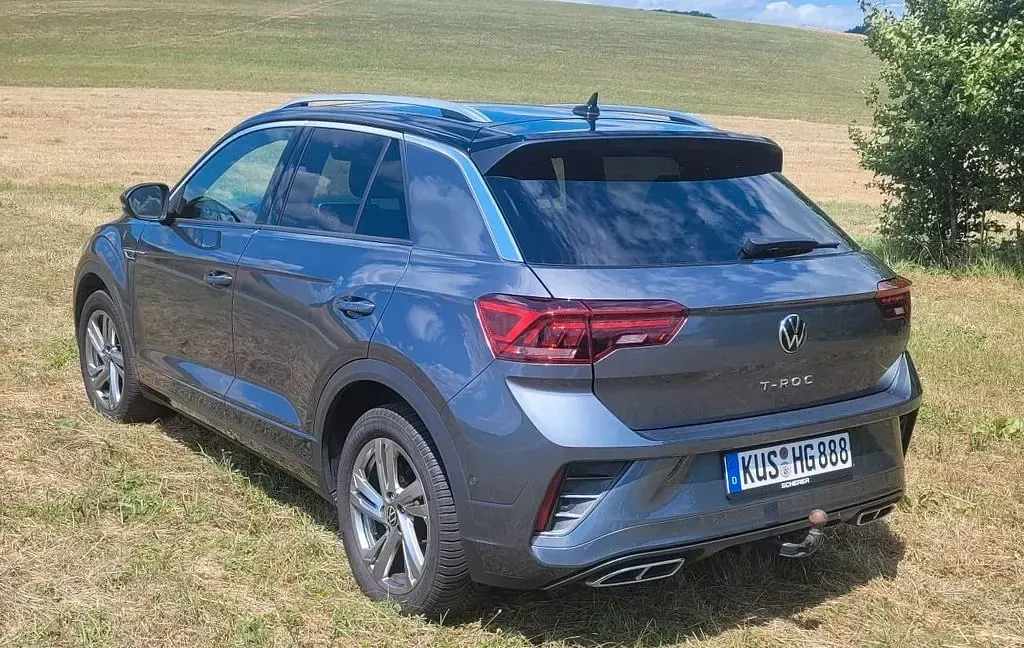 Gebraucht VW T-Roc R-line 150 PS (110 kW) 2023 Grau SUV
