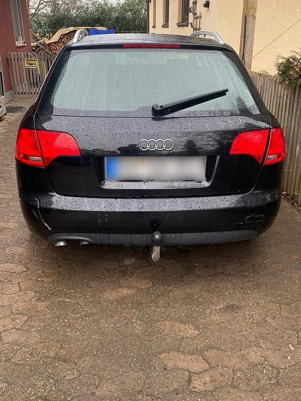 Gebraucht Audi A4 103 PS (75 kW) 2005 Schwarz Kombi