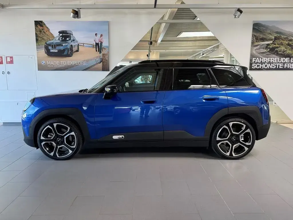Gebraucht Mini Aceman Favoured 160 kW (218 PS) 2025 Blau SUV