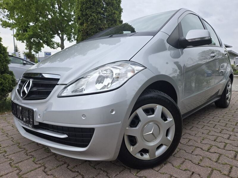 Silber Gebraucht 2008 Mercedes A150 Limousine | 4.980 € (Fairer Preis) - Bild 1/4