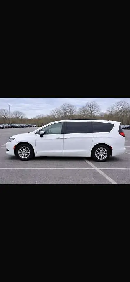 Gebraucht Chrysler Pacifica 291 PS (214 kW) 2021 Weiß Van