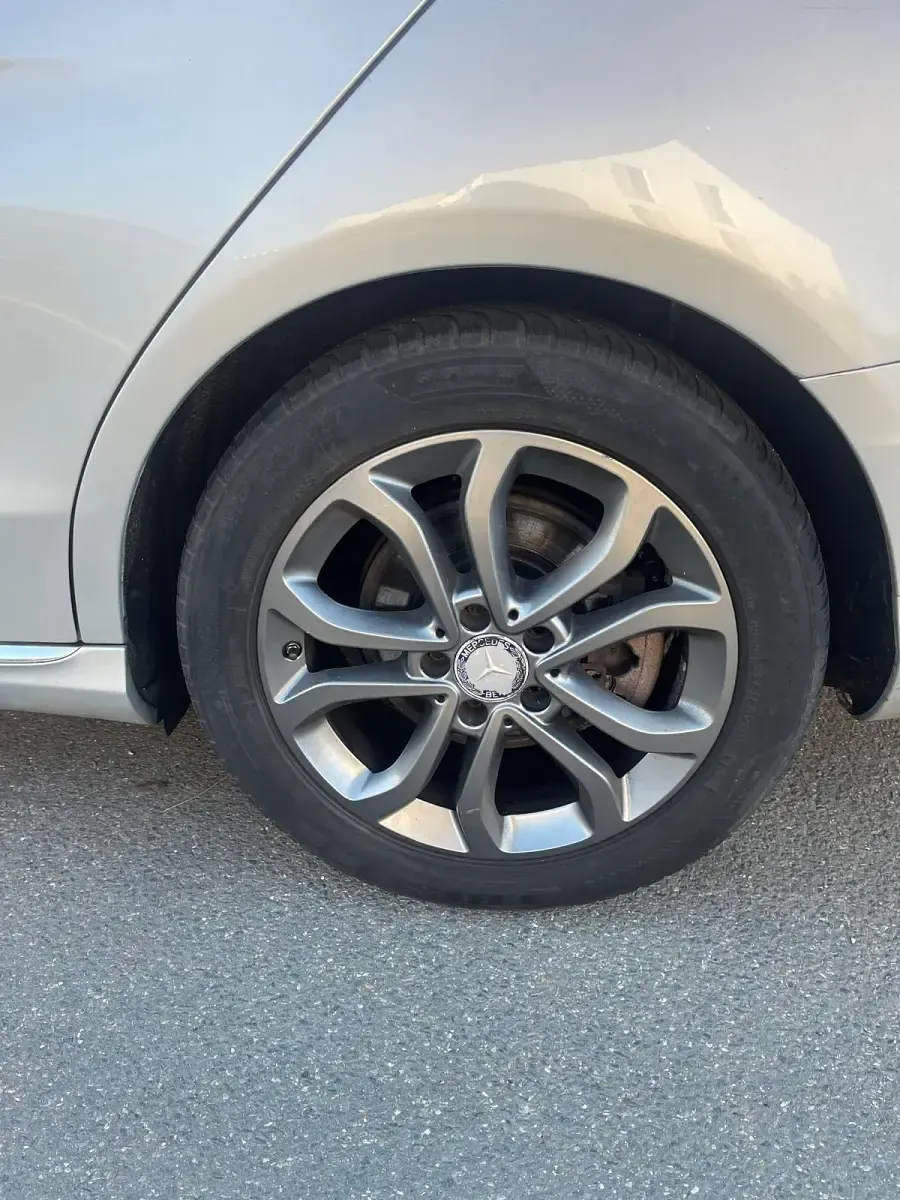 Gebraucht Mercedes C200 136 PS (100 kW) 2015 Silber Kombi