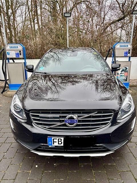 Gebraucht Volvo XC60 220 PS (161 kW) 2017 Schwarz SUV