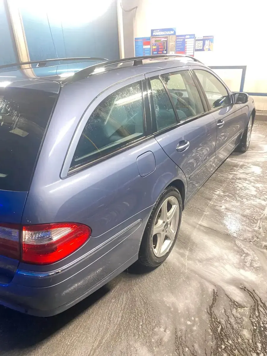 Gebraucht Mercedes E200 163 PS (119 kW) 2003 Kombi