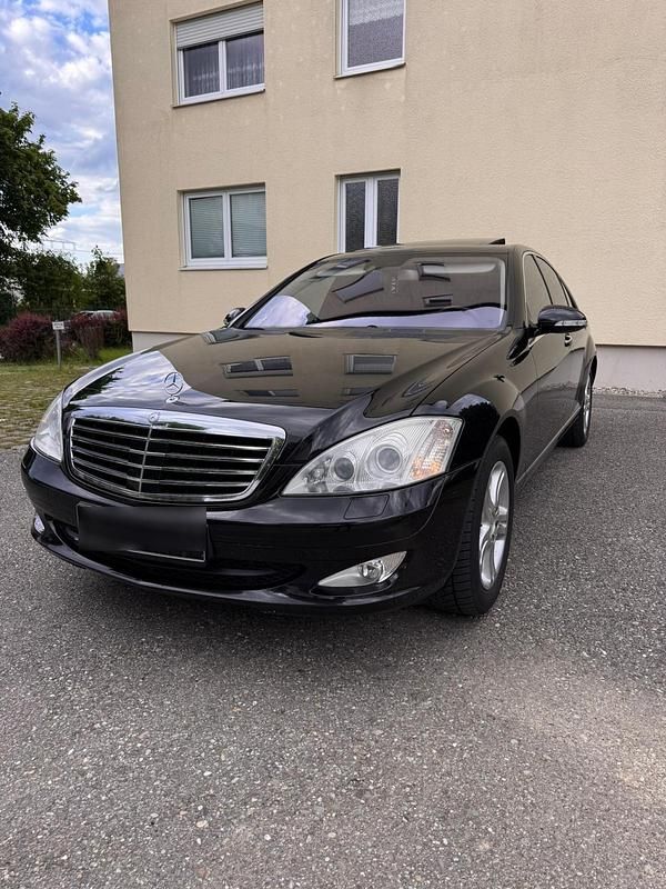Schwarz Gebraucht 2009 Mercedes S350 Limousine | 9.700 € (Guter Preis) - Bild 1/4