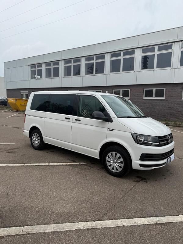 Weiß Gebraucht 2019 VW T6.1 Van | 29.500 € (Teuer) - Bild 1/4