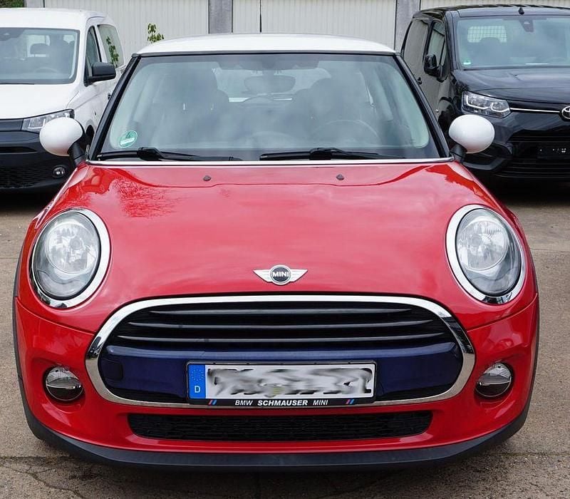 Second-hand Mini Cooper 136 CP (100 kW) 2017 Roșu Hatchback