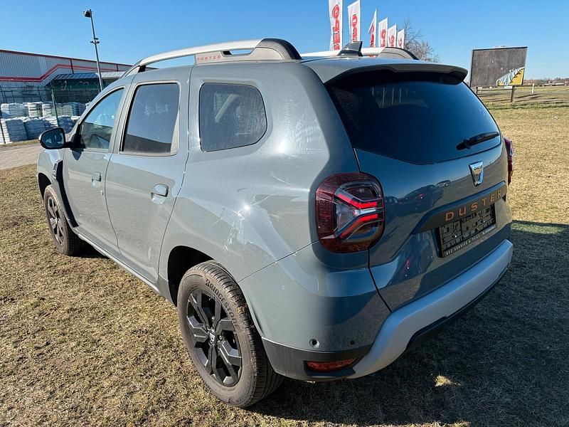 Gebraucht Dacia Duster 91 PS (66 kW) 2022 Grau SUV