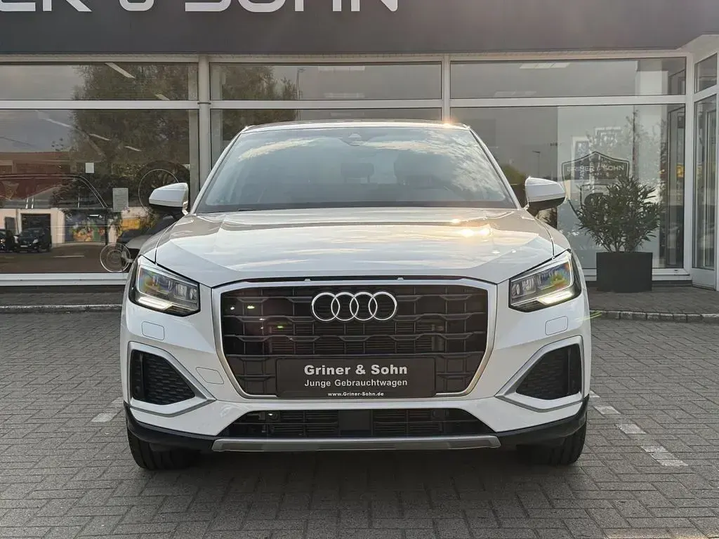 Gebraucht Audi Q2 Advanced 150 PS (110 kW) 2024 Weiß SUV