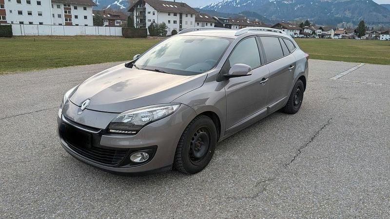 Gebraucht Renault Mégane III Initiale Paris 116 PS (85 kW) 2014 Grau Limousine