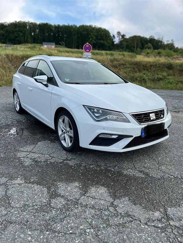 Weiß Gebraucht 2018 Seat Leon FR Kombi | 15.000 € (Fairer Preis) - Bild 1/4