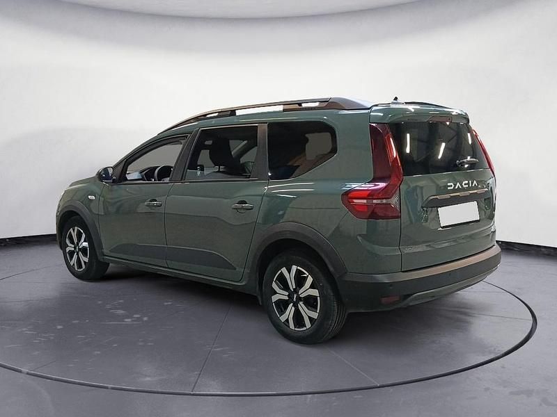 Gebraucht Dacia Jogger Expression 111 PS (81 kW) 2024 Vert lichen kaki Van / Kleinbus