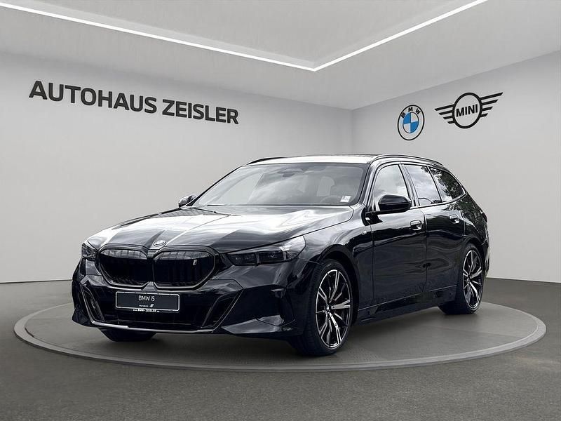 Schwarz Neu 2025 BMW i5 M Sport Limousine | 76.500 € (Fairer Preis) - Bild 1/4