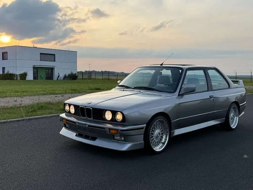 Gebraucht BMW M3 Sport Line 194 PS (142 kW) 1989 Silber