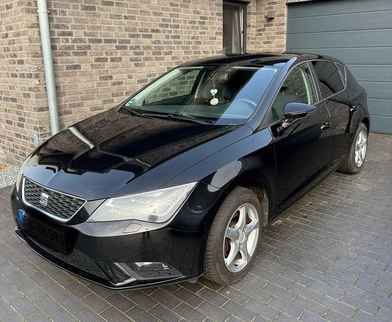 Gebraucht Seat Leon Style 122 PS (89 kW) 2014 Schwarz Limousine
