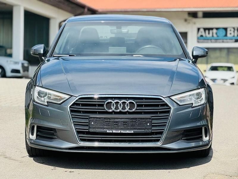 Gebraucht Audi A3 S-Line 150 PS (110 kW) 2018 Grau Limousine