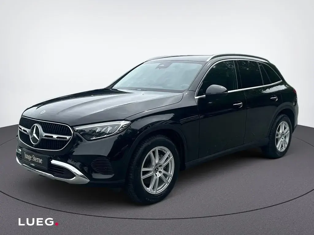 Gebraucht Mercedes GLC200 Avantgarde 204 PS (150 kW) 2024 Schwarz SUV
