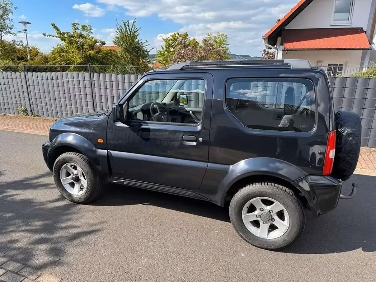 Gebraucht Suzuki Jimny 86 PS (63 kW) 2011 SUV