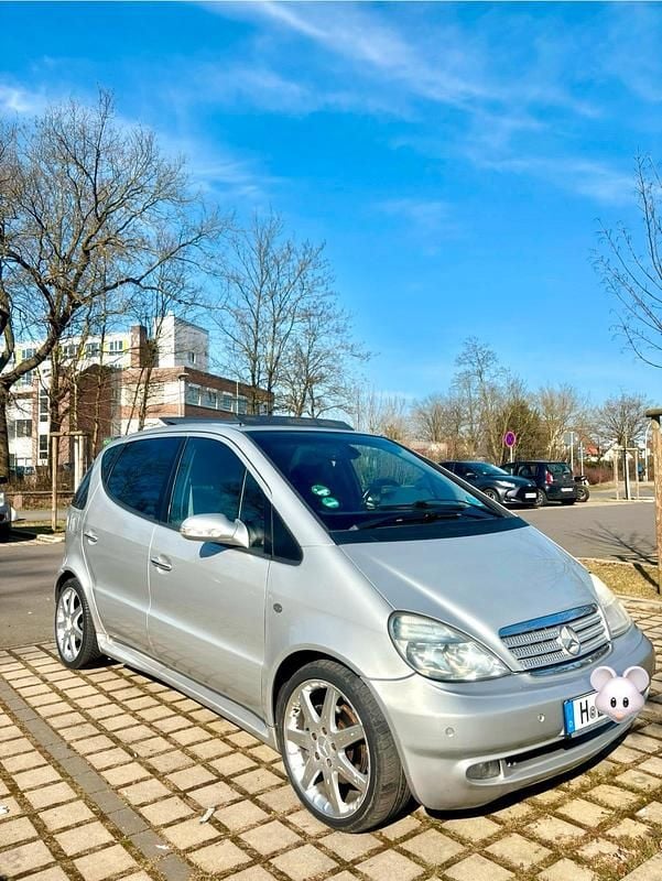 Silber Gebraucht 2002 Mercedes A210 Kleinwagen | 500 € (Guter Preis) - Bild 1/4