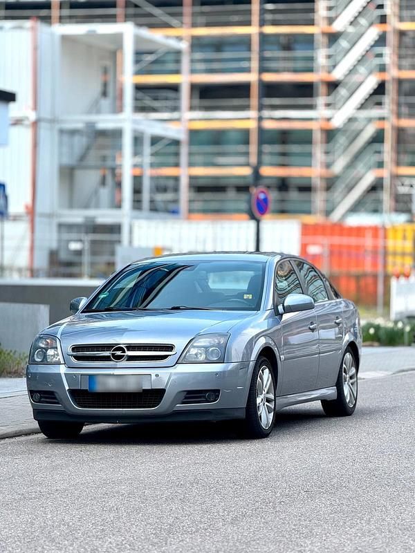 Gebraucht Opel Vectra GTS 155 PS (114 kW) 2004 Grau Limousine