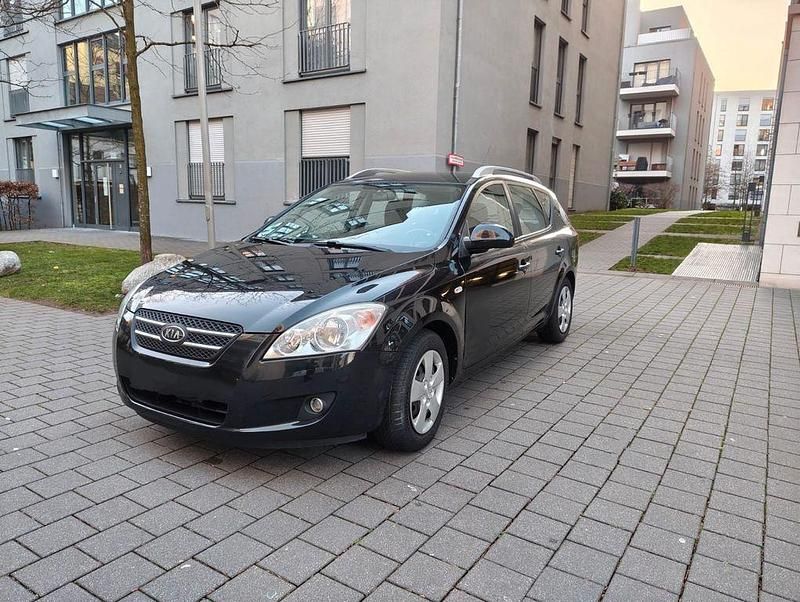 Schwarz Gebraucht 2009 Kia Ceed Sportswagon Kombi | 3.800 € (Fairer Preis) - Bild 1/4