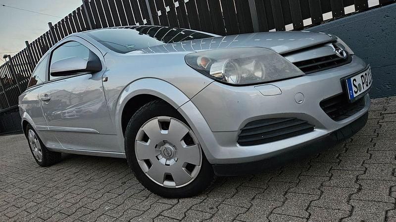 Gebraucht Opel Astra 125 PS (91 kW) 2006 Silber Limousine