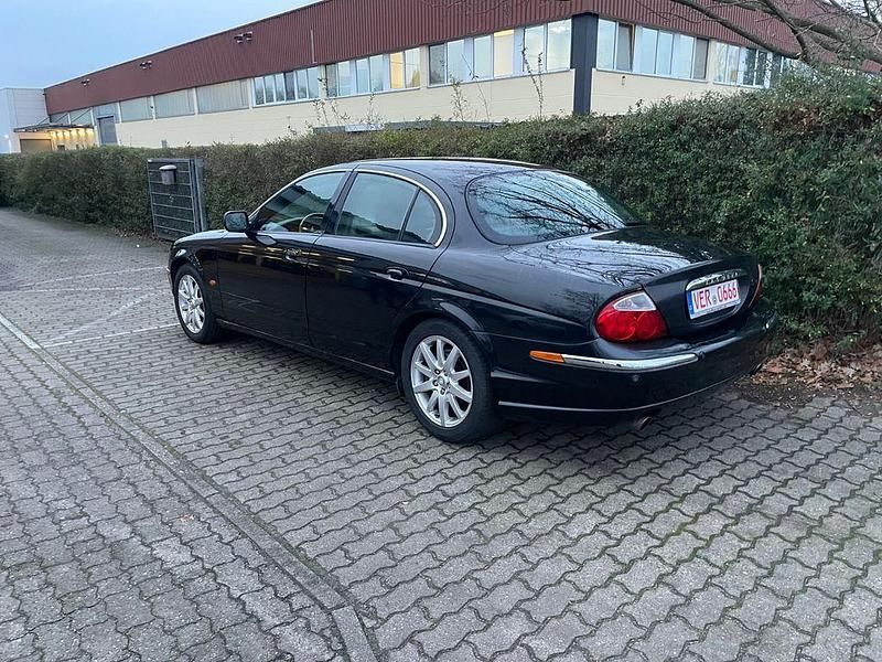 Schwarz Gebraucht 2001 Jaguar S-Type Executive Limousine | 2.500 € (Fairer Preis) - Bild 1/4