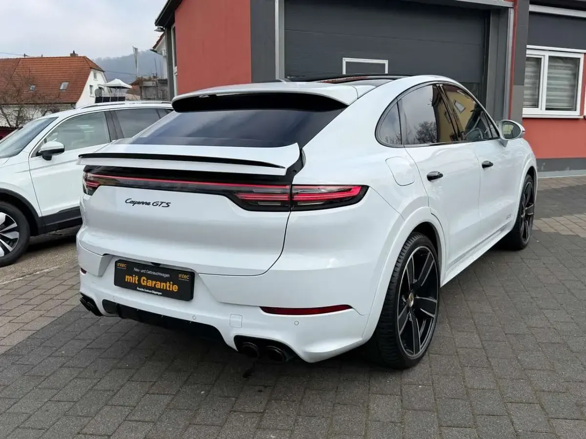 Gebraucht Porsche Cayenne Coupe GTS 460 PS (338 kW) 2020 Carraraweißmetallic SUV