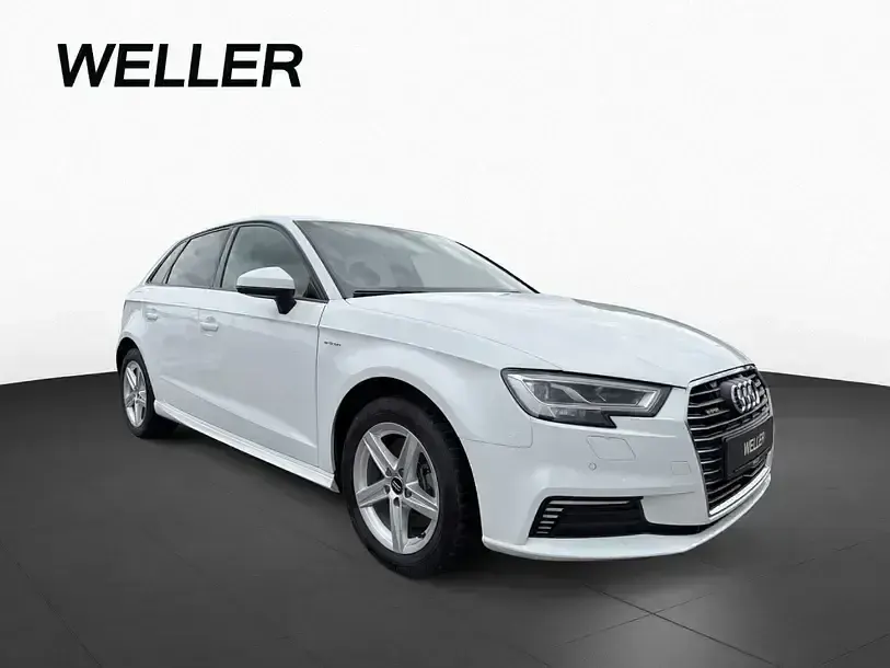Gebraucht Audi A3 Sport 150 PS (110 kW) 2017 Weiss Limousine