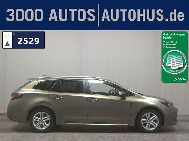 Gebraucht Toyota Corolla 122 PS (89 kW) 2022 Grün Kombi