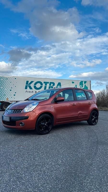 Usata Nissan Note 88 CV (64 kW) 2007 Arancione Utilitaria