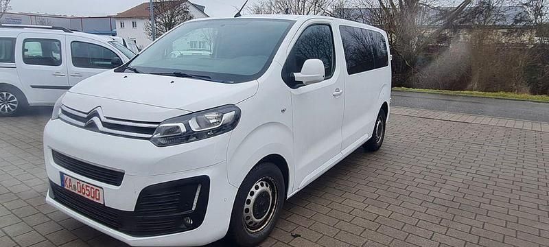 Lack weiss banquise/typ aussen Gebraucht 2018 Citroën Jumpy Van / Kleinbus | 13.500 € (Fairer Preis) - Bild 1/4