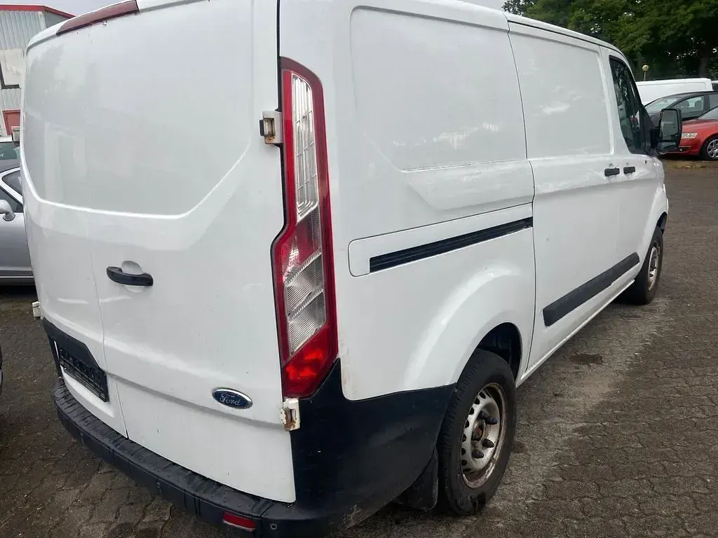 Gebraucht Ford Transit Custom Trend 105 PS (77 kW) 2019 Weiß Van / Kleinbus