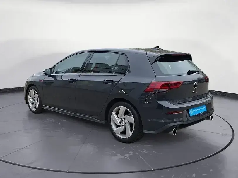 Gebraucht VW Golf VIII GTI 245 PS (180 kW) 2023 Grau Limousine