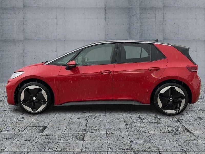 Gebraucht VW ID.3 Pro 169 kW (231 PS) 2025 Kings red metallic Kleinwagen