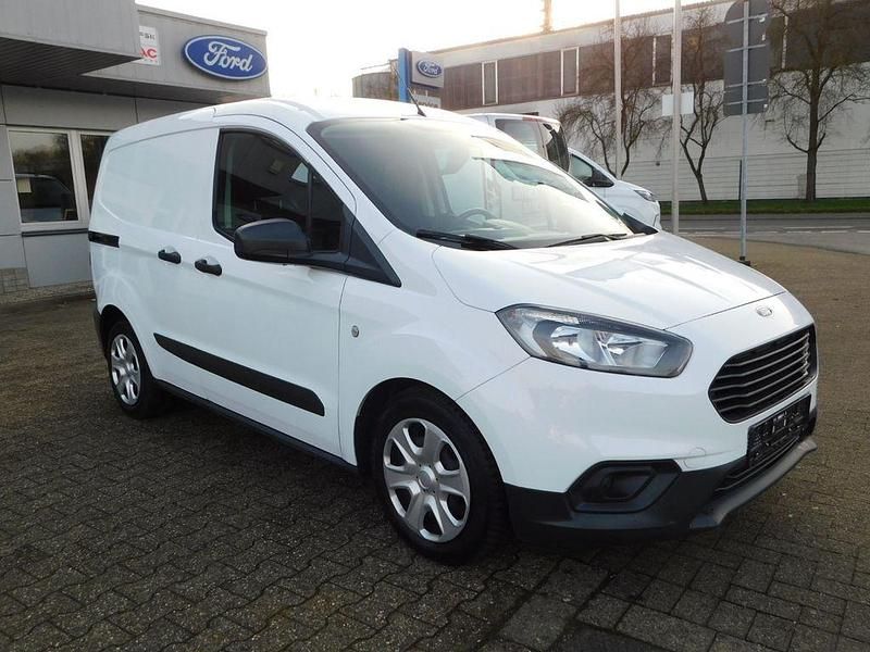 Weiß Gebraucht 2023 Ford Transit Trend Limousine | 15.980 € (Superpreis) - Bild 1/4