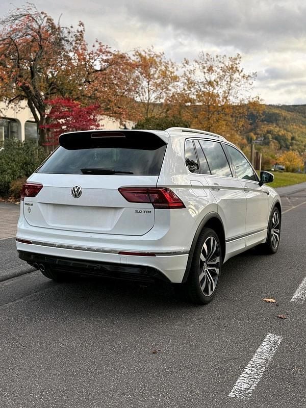 Gebraucht VW Tiguan R-line 150 PS (110 kW) 2016 Weiß SUV