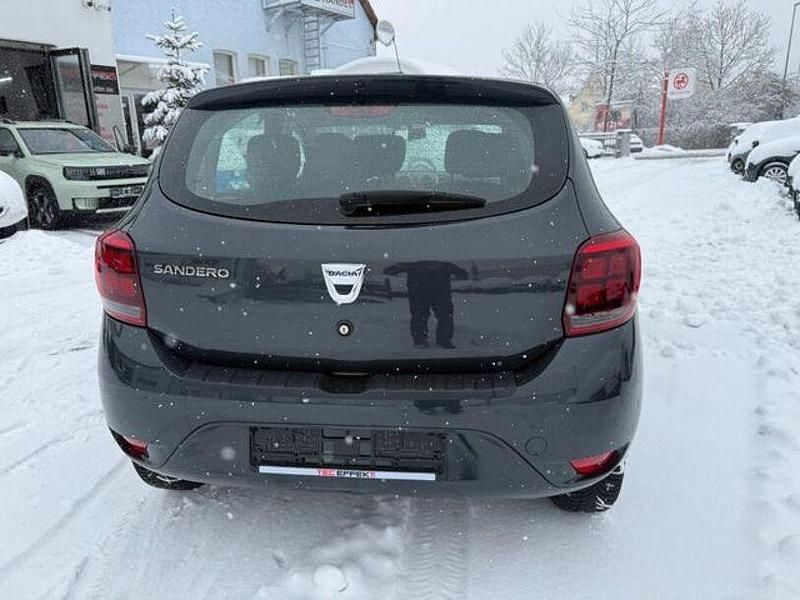 Gebraucht Dacia Sandero Ambiance 73 PS (53 kW) 2017 Grau "comete" Kleinwagen