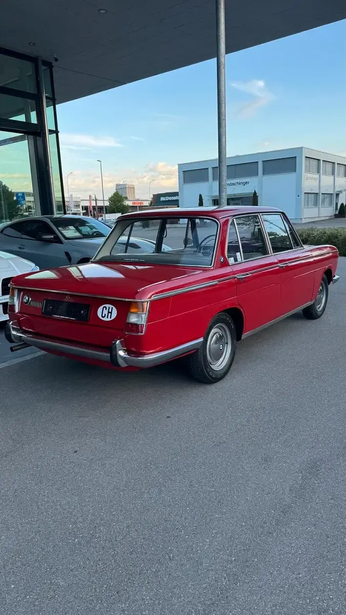 Gebraucht BMW 1800 90 PS (66 kW) 1964 Rot Limousine