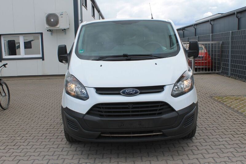 Weiß Gebraucht 2017 Ford Transit Custom Van / Kleinbus | 6.950 € (Guter Preis) - Bild 1/4