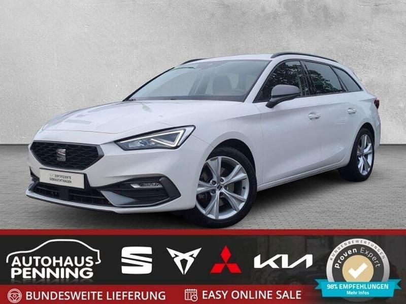 Weiss Gebraucht 2023 Seat Leon | 24.990 € (Fairer Preis) - Bild 1/3