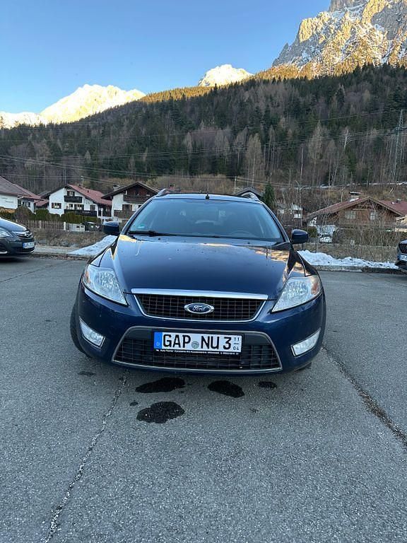 Gebraucht Ford Mondeo Trend 140 PS (102 kW) 2010 Blau Limousine