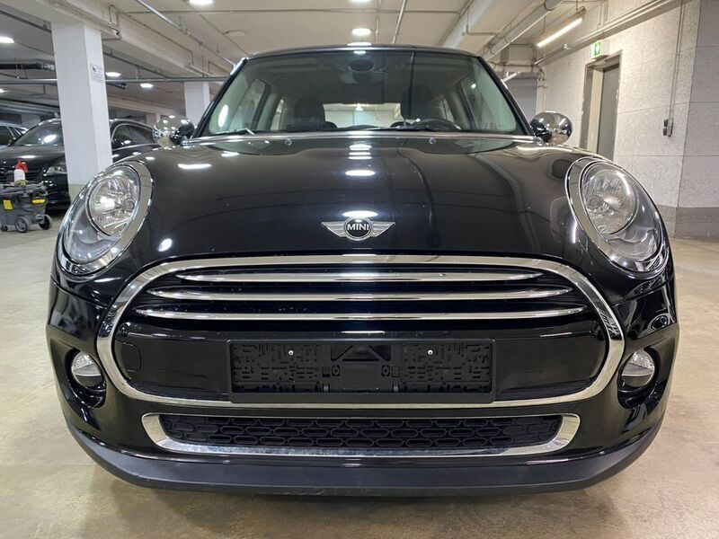 Używany Mini Cooper 136 KM (100 kW) 2014 Czarny Hatchback