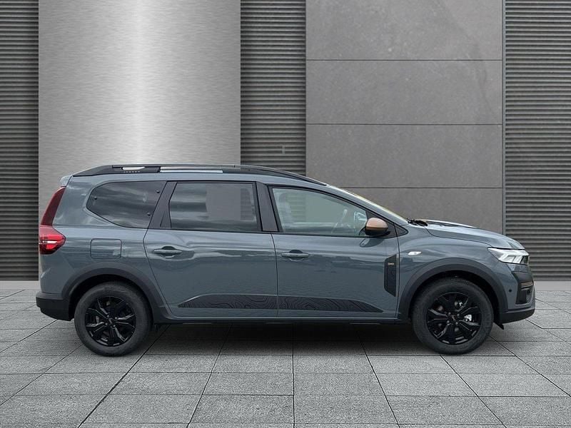 Neu Dacia Jogger Extreme 2025 Schiefergrau Van / Kleinbus