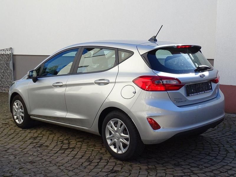 Gebraucht Ford Fiesta 86 PS (63 kW) 2020 Silber Kleinwagen